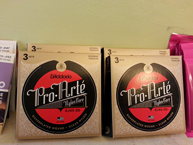 מיתרים לגיטרה קלאסית, דדריו ארצות הברית